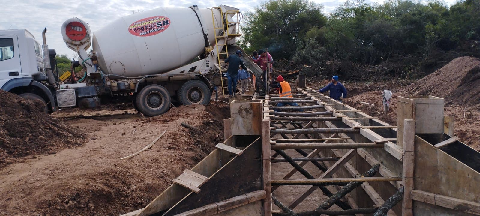 Concrete works on Provincial Route 3 in Chaco carried out by Konstrudesch — photo 2